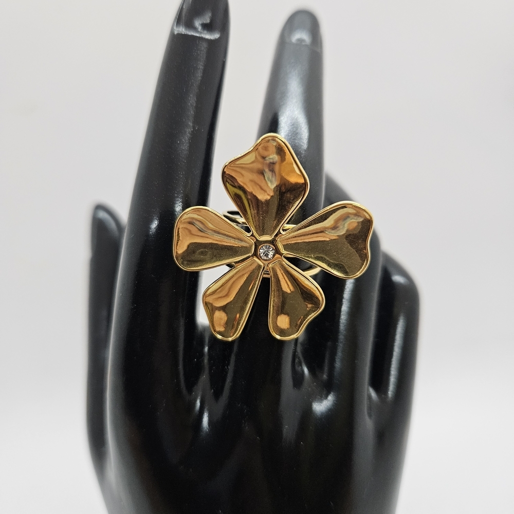 Flower Ring Statement Ring Golden Blossom Adjustable - Picture 9 of 13